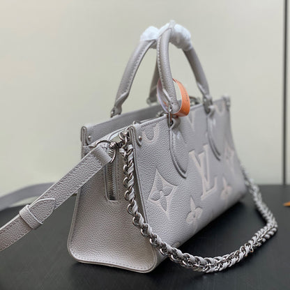 LV OnTheGo East West Chain(HIGH-END GRADE)