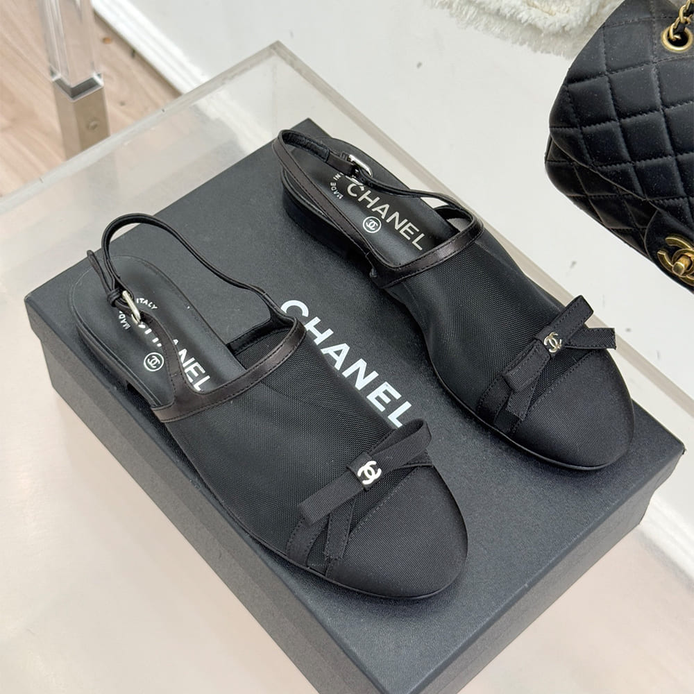 CHANEL Slingbacks