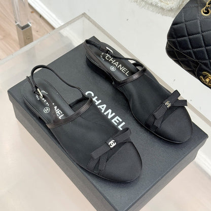 CHANEL Slingbacks