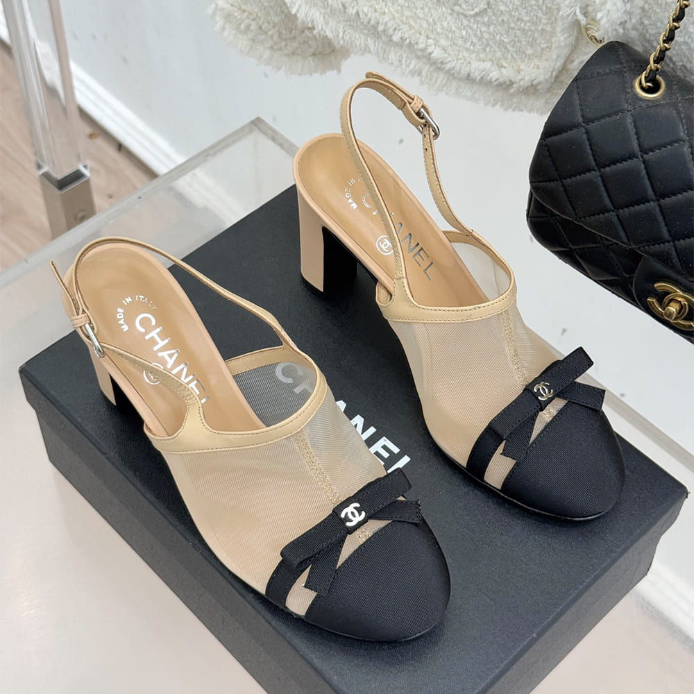 CHANEL Slingbacks