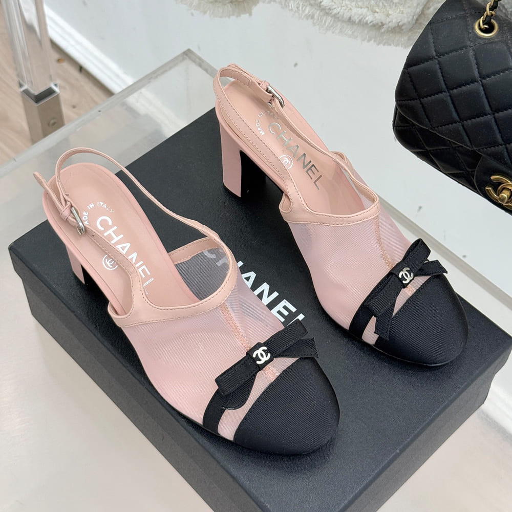 CHANEL Slingbacks
