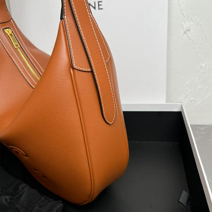 CELINE MEDIUM HELOISE BAG(HIGH-END GRADE)