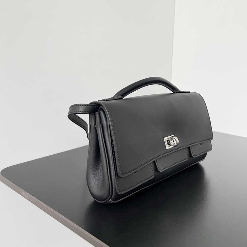 Balenciaga Women’s Bel Air Clutch On Strap Small(HIGH-END GRADE)