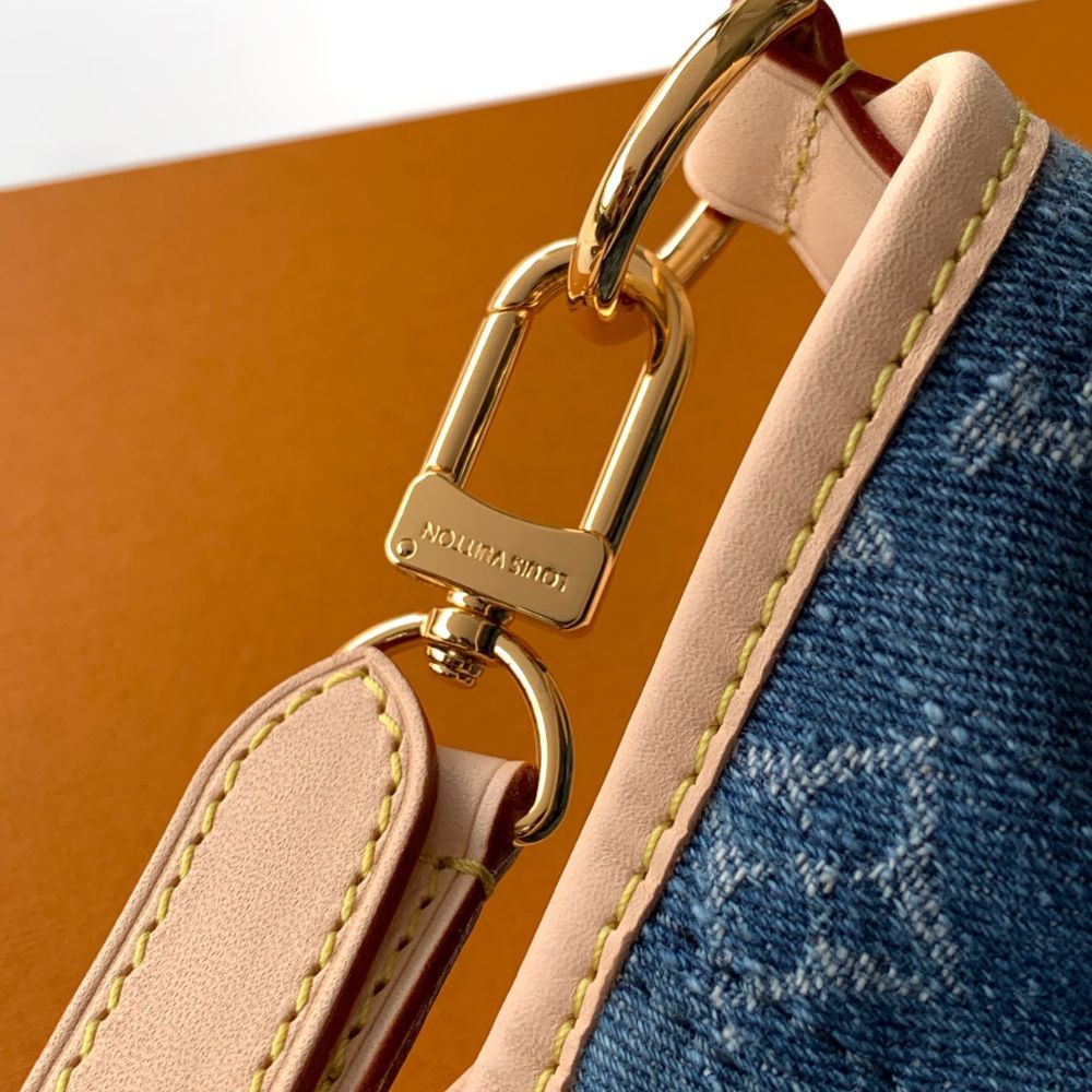 Louis Vuitton Carryall Cargo PM Blue Denim 33Cm