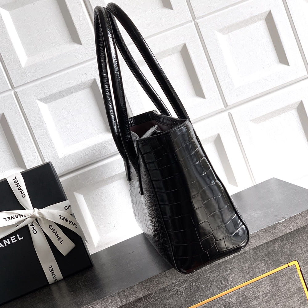 CHANEL Small Tote(HIGH-END GRADE)