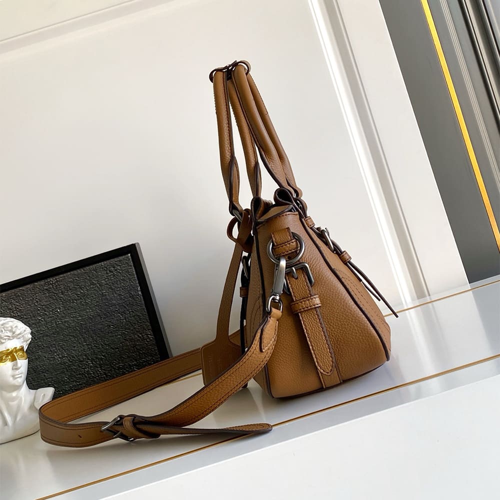 Prada Large leather tote bag(HIGH-END GRADE)