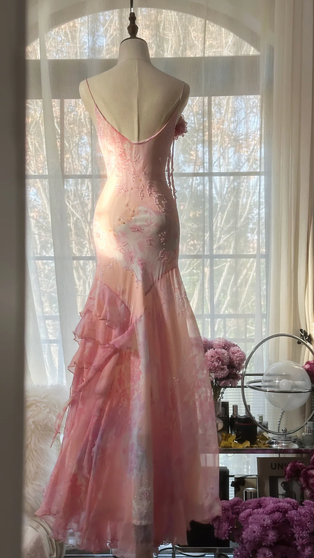 Light pink floral print halter-neck fitted bodycon long ball gown R7710