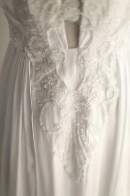 White halter-neck fitted long ball gown R6794