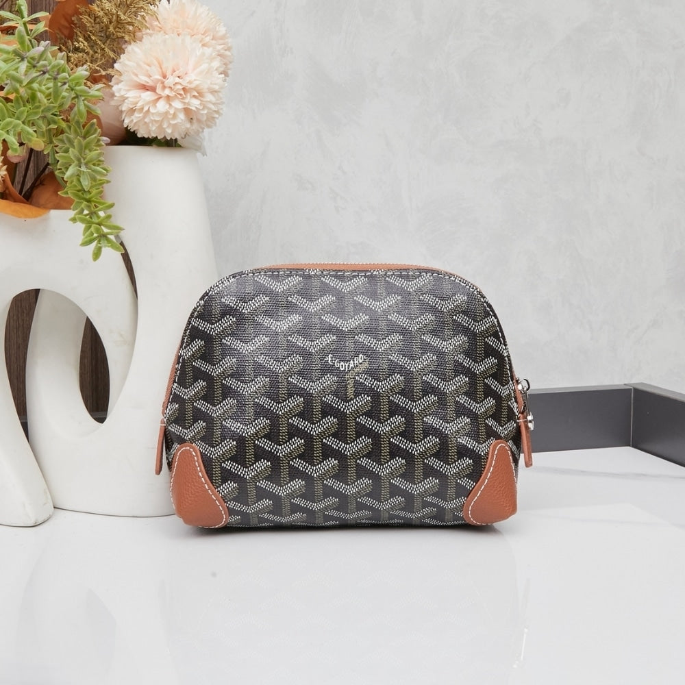 GOYARD VENDÔME COSMETIC POUCH BLACK AND TAN 18CM VENDOTPMLTY01CL03P