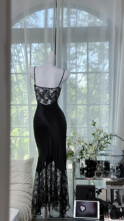 Black halter-neck fitted bodycon long ball gown R7631
