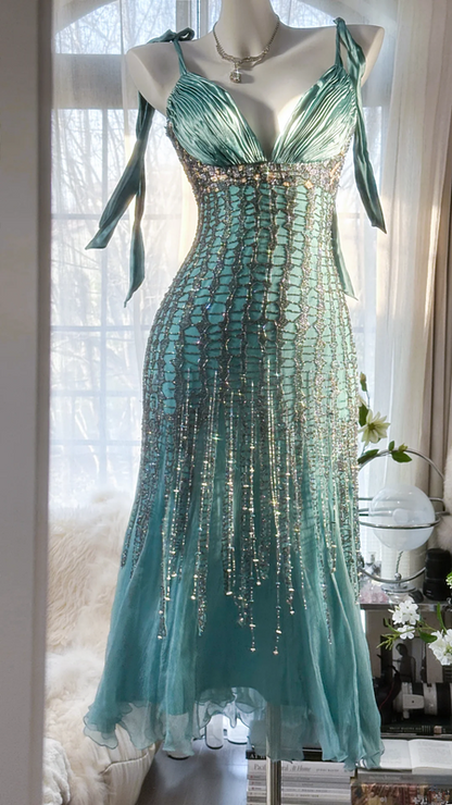 Light blue halter-neck fitted waist sexy midi-length ball gown R7670