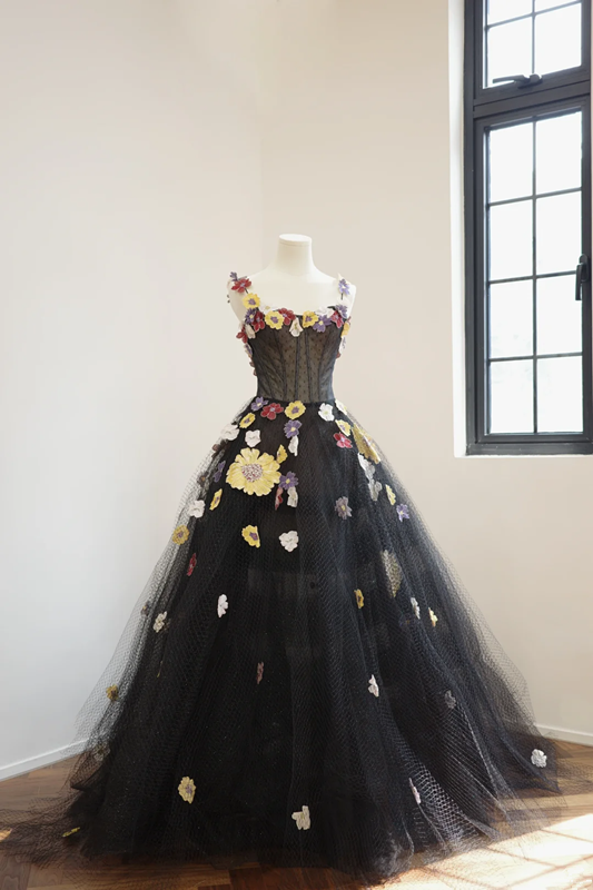 Black halter-neck, fitted waist, full skirt, long ball gown/bridal dress R8547
