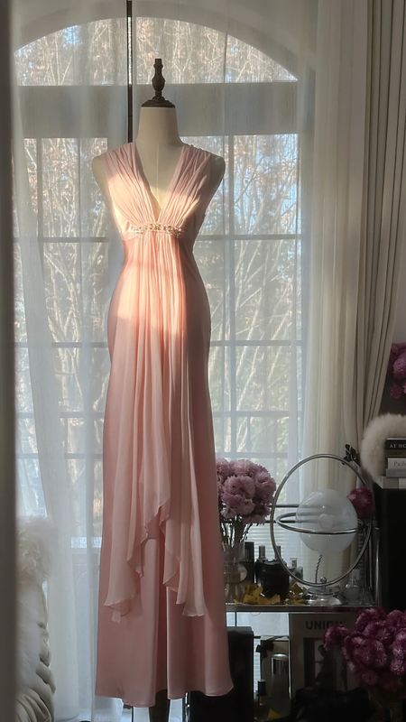 Light pink sleeveless fitted waist bodycon long ball gown R7712