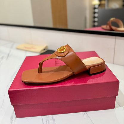 Valentino Garavani Vlogo Signature Sandals Brown