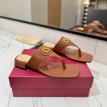 Valentino Garavani Vlogo Signature Sandals Brown