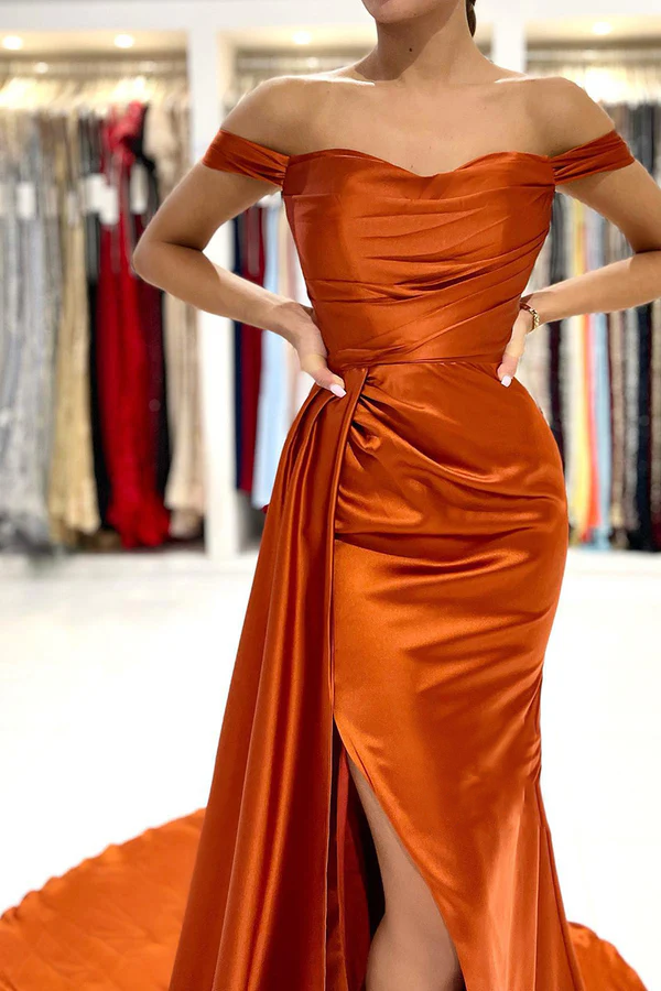 Tight Sweetheart Pleated High slit Long Ball Evening Dress