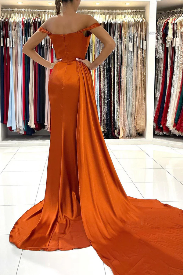 Tight Sweetheart Pleated High slit Long Ball Evening Dress