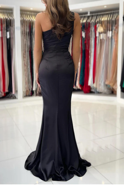 One shoulder pleated black long slit ball evening dress