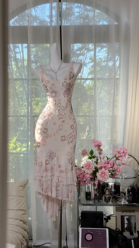 Light pink floral print halter-neck fitted bodycon long ball gown R7633
