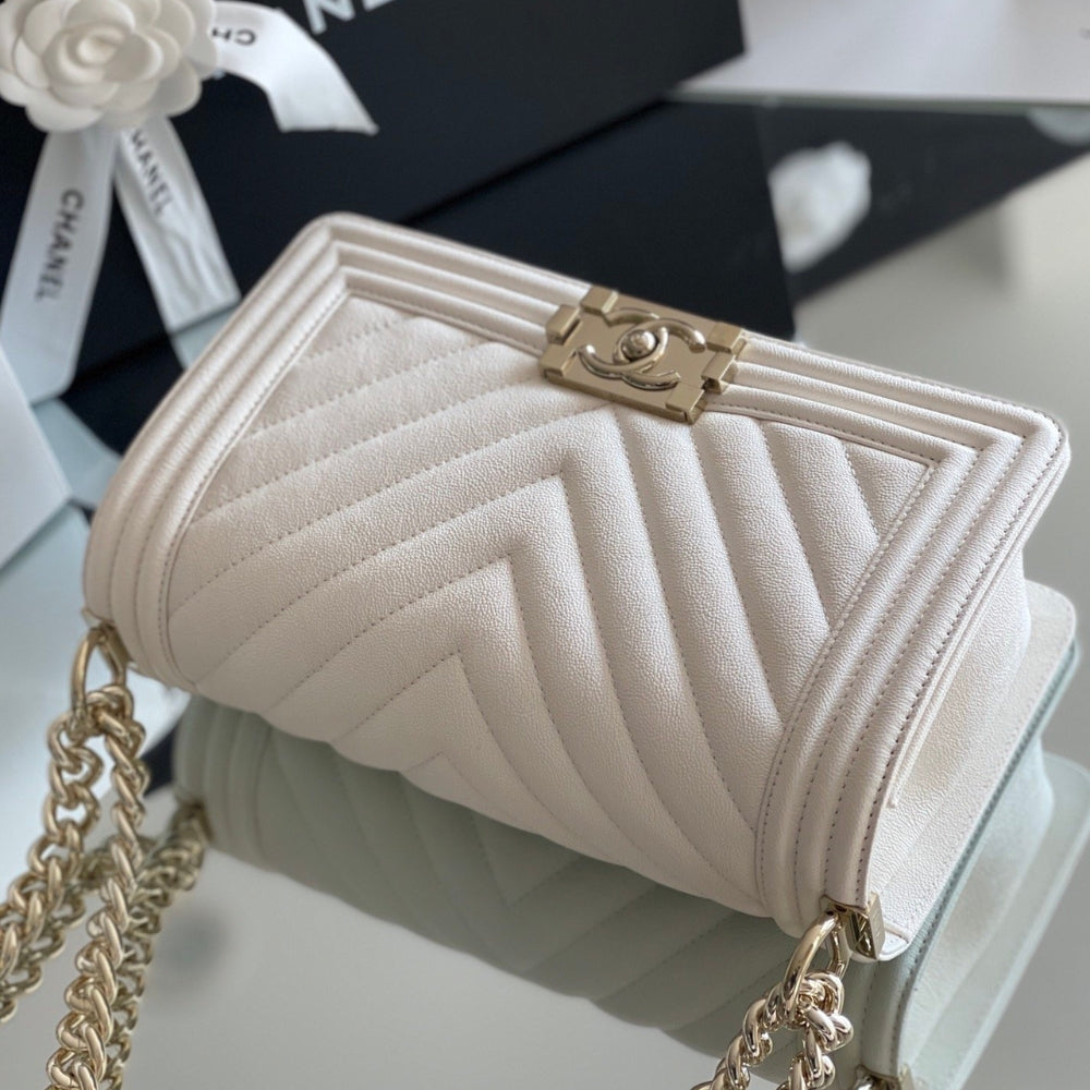 Chanel Boy Bag White Gold Hardware 25Cm A67086