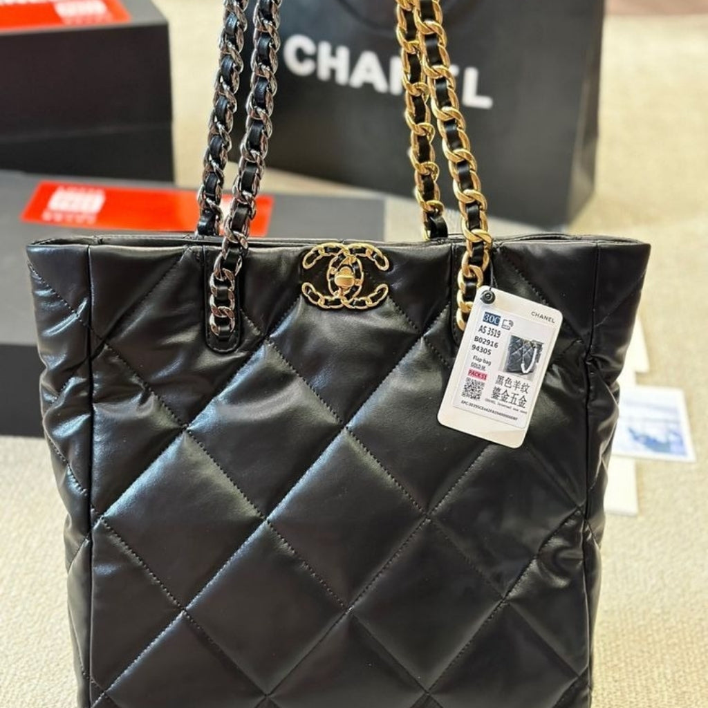 Chanel 19 Shopping Bag Quilted Leather Medium In Black 30cm