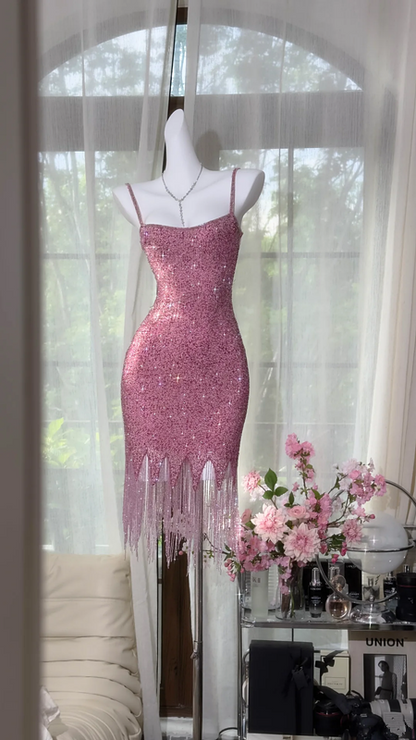 Rose pink sequined halter top, fitted waist, bodycon short ball gown R7634
