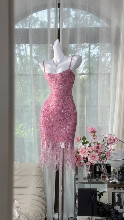 Rose pink sequined halter top, fitted waist, bodycon short ball gown R7634