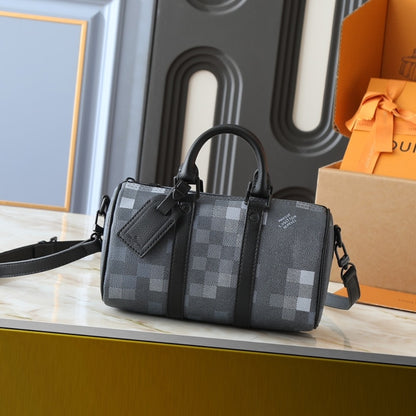 Louis Vuitton Keepall Bandoulière 25 Black 25Cm M14919