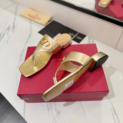 Valentino Garavani Vlogo Signature Sandals Gold