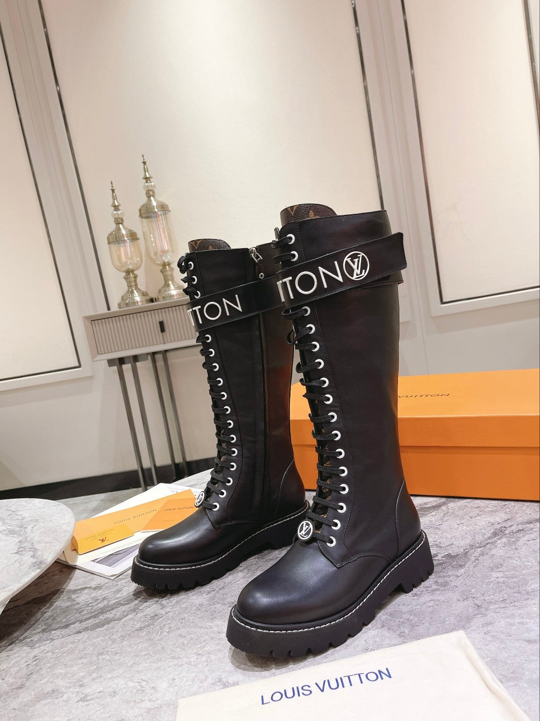 Premium LUV BOOTS 040