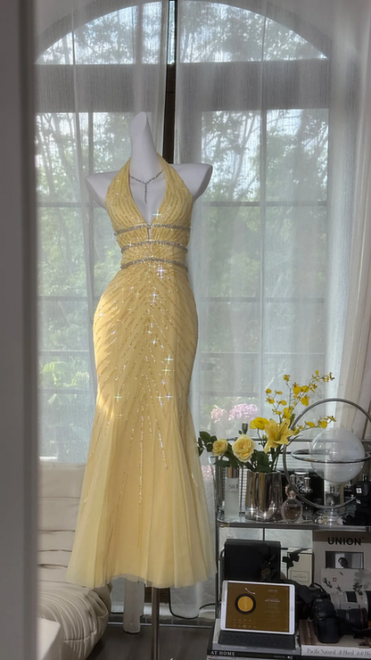 Light yellow halter-neck sequined fitted waist bodycon long ball gown R7635