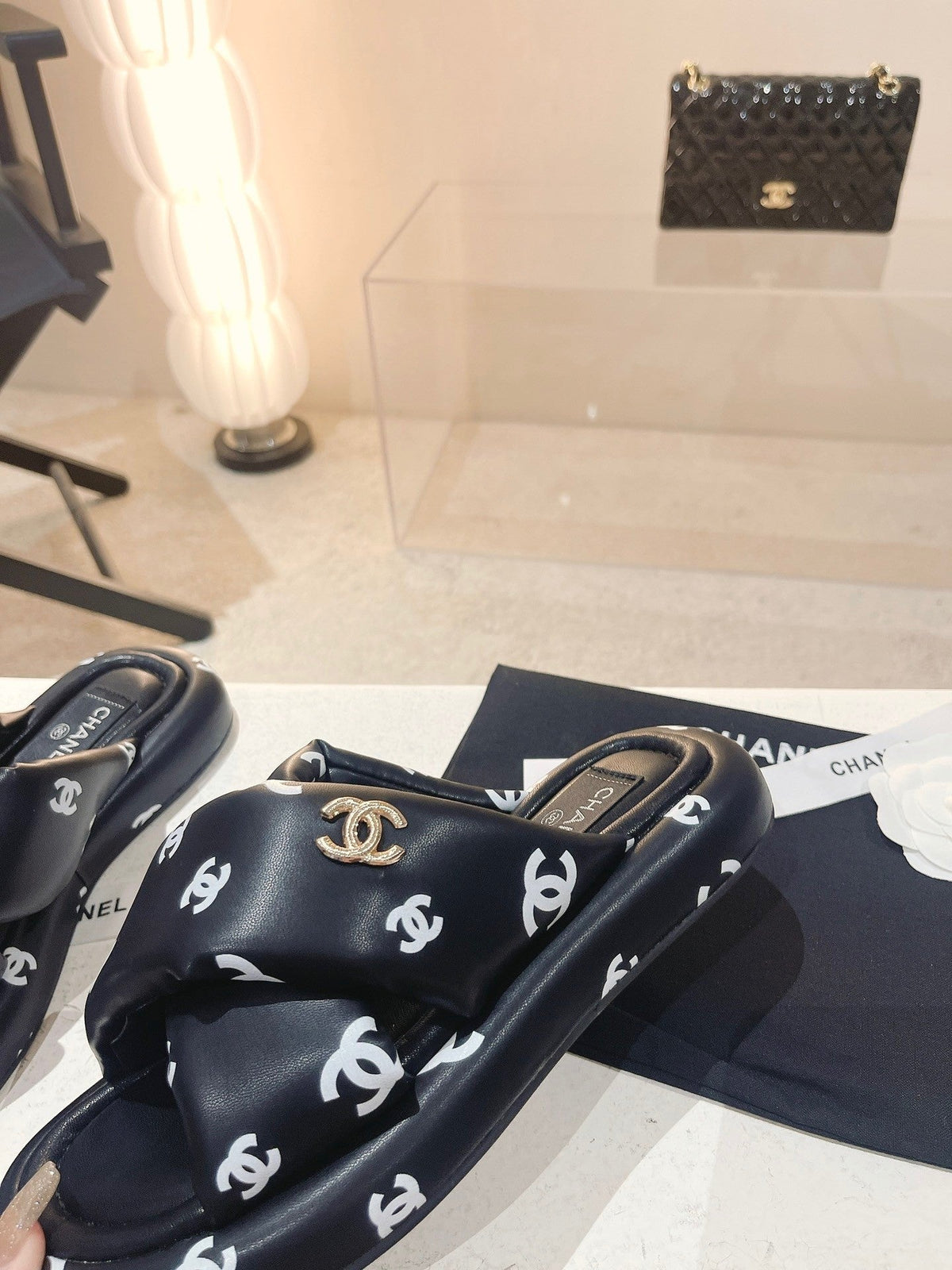 Luxury  CHL 071