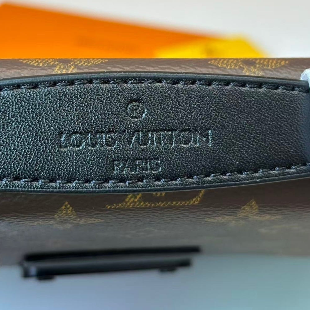 Louis Vuitton S-Lock Briefcase in Monogram Canvas 37cm