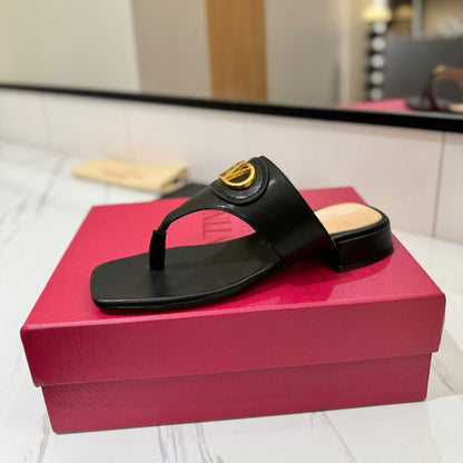 Valentino Garavani Vlogo Signature Sandals Black