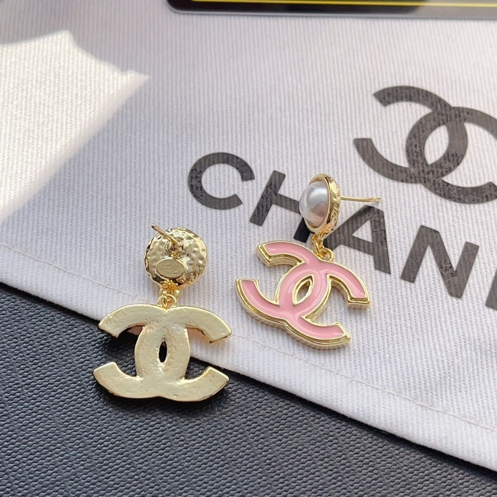 CHANEL PENDANT EARRINGS PEARLY WHITE AND PINK ABF397 B19975 NAFTT
