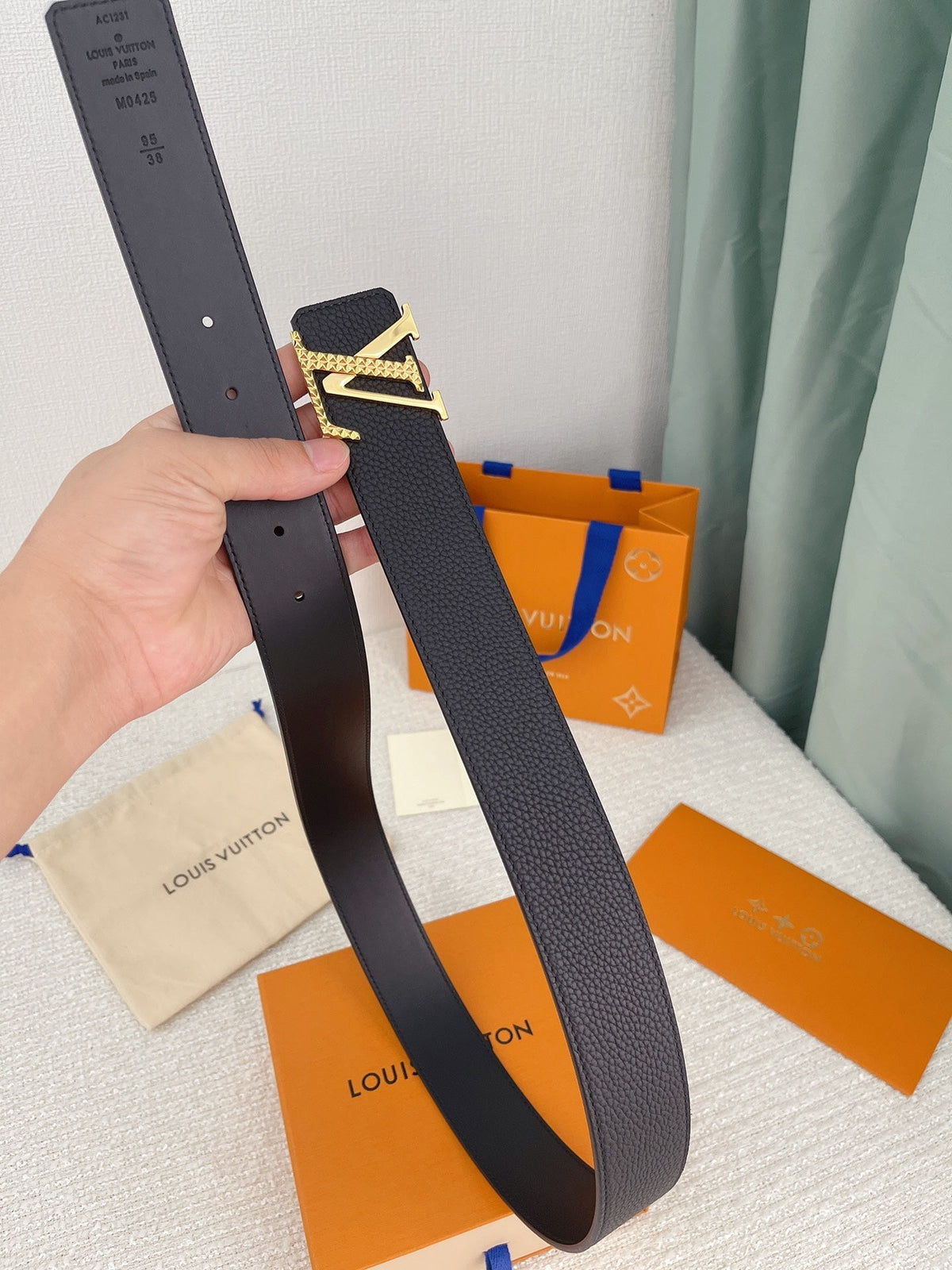 Women’s Luxury LUV BELTS 023