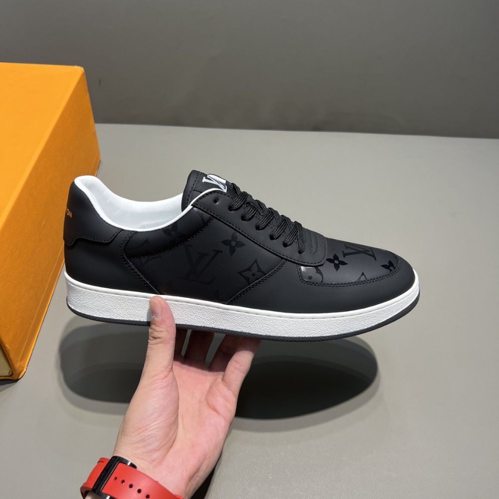Louis Vuitton Rivoli Sneaker Monogram Metallic Canvas Black For Men 1A9FGZ