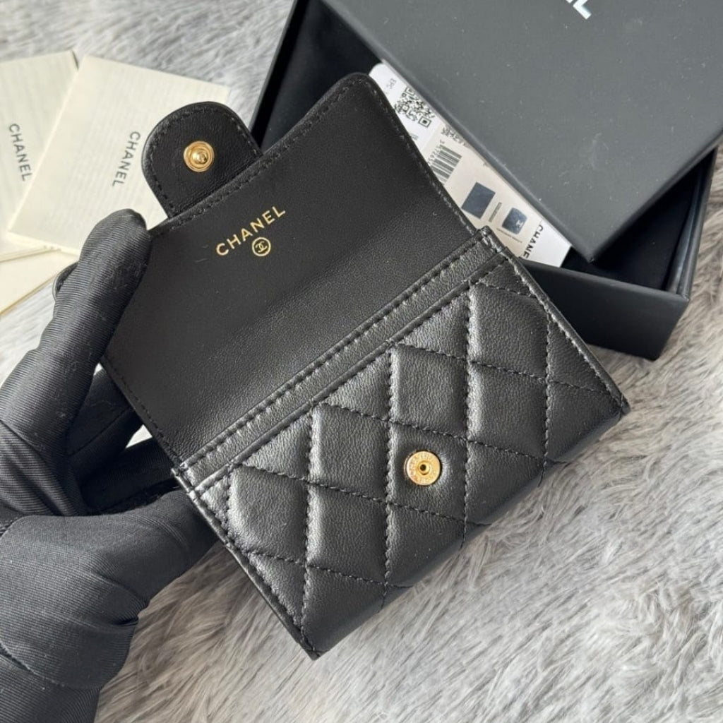 Chanel Classic Card Holder With Gold Hardware Black 11Cm