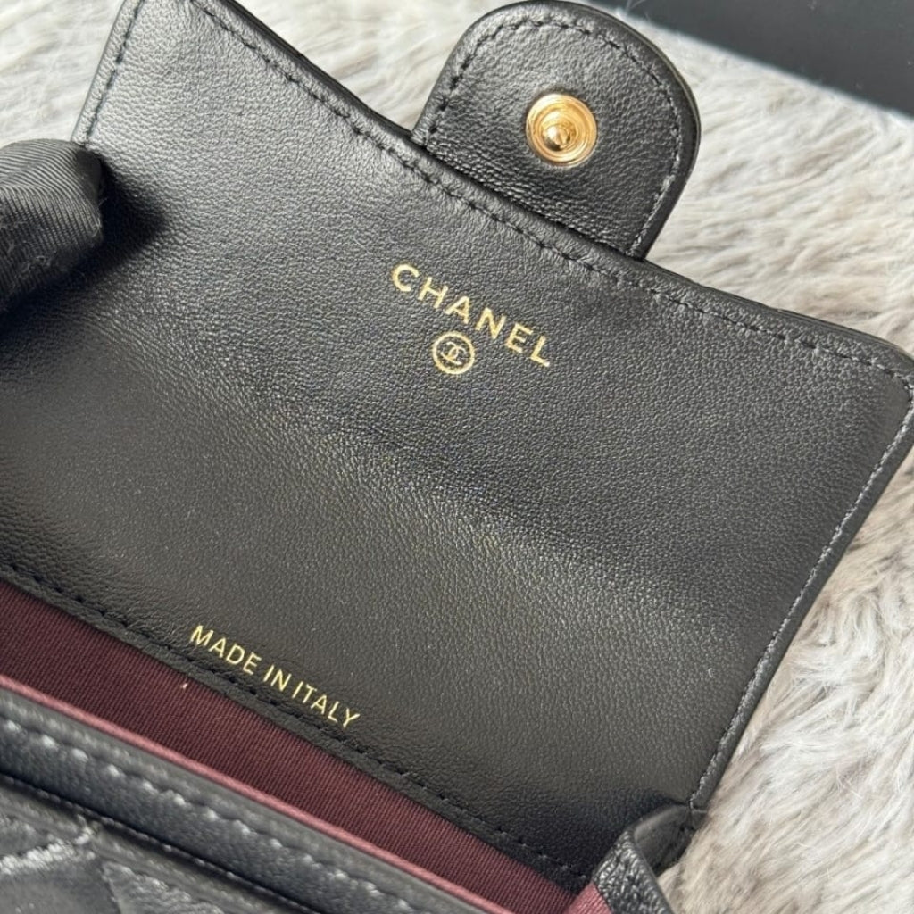 Chanel Classic Card Holder With Gold Hardware Black 11Cm