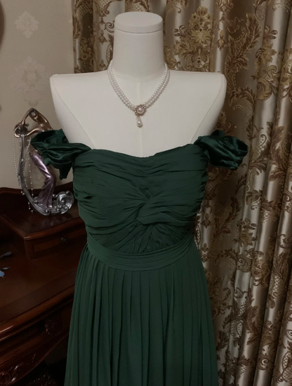 Vintage Green Off The Shoulder Satin Pleated Long Wedding Guest Dress Party Dress Prom Gown