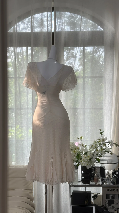 Ivory white V-neck fitted waist mid-length ball gown R7637