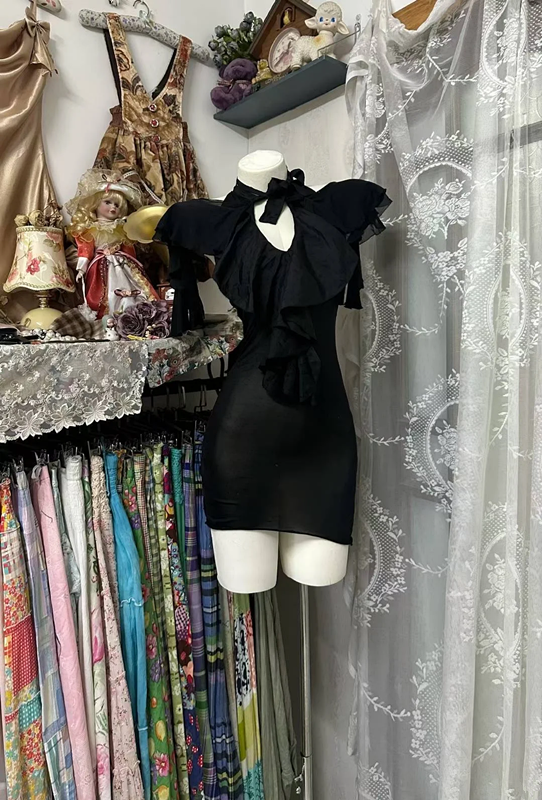 Black sleeveless fitted waist slim hip-hugging sexy short ball gown R7868