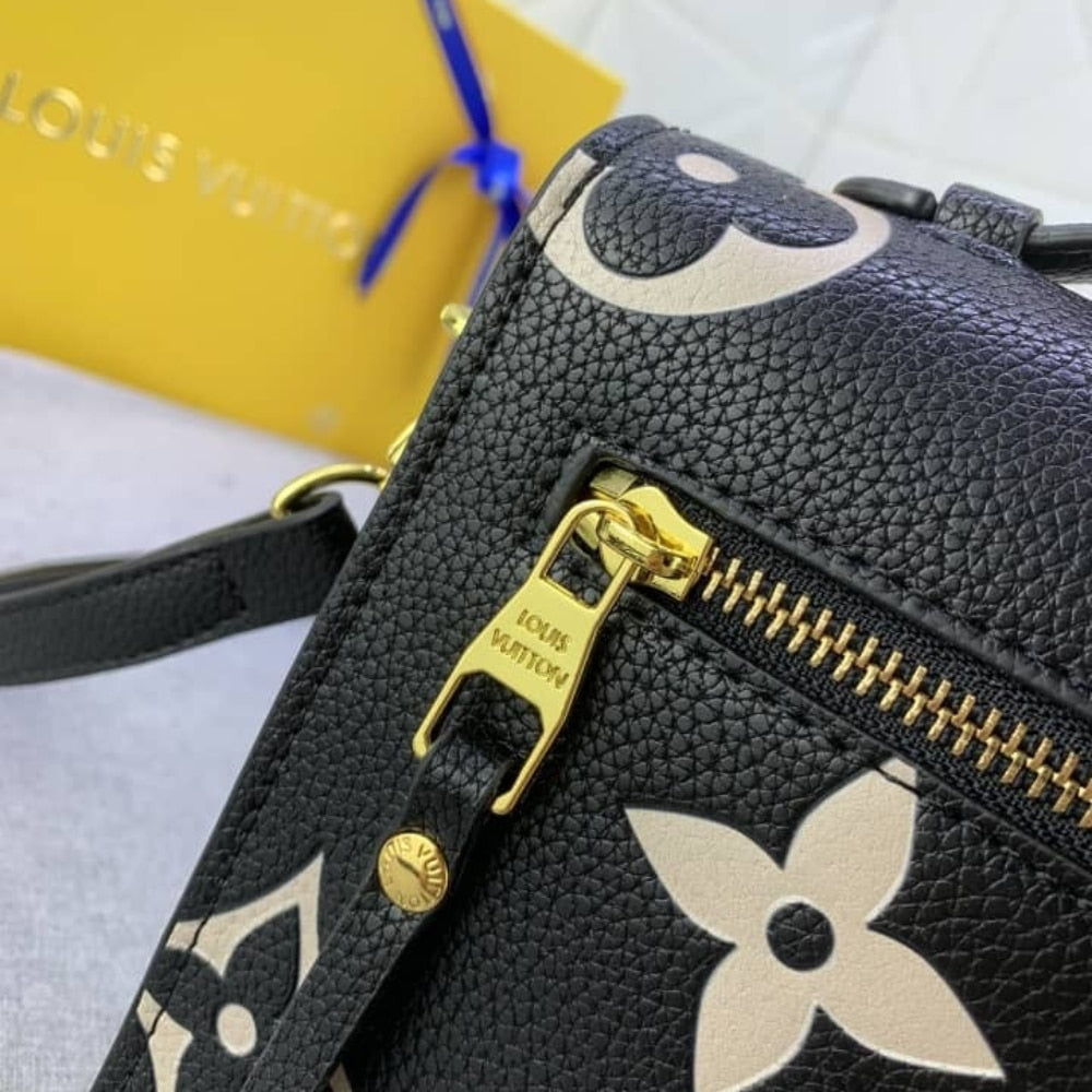 Louis Vuitton Pochette Métis Bag Black 25Cm M45773