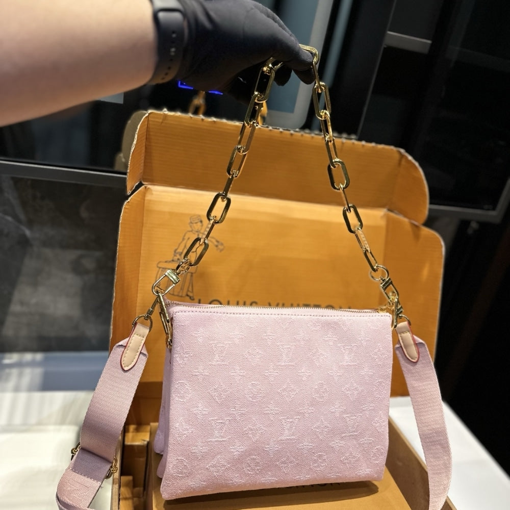 Louis Vuitton Coussin PM Washed Pink 26Cm M13313