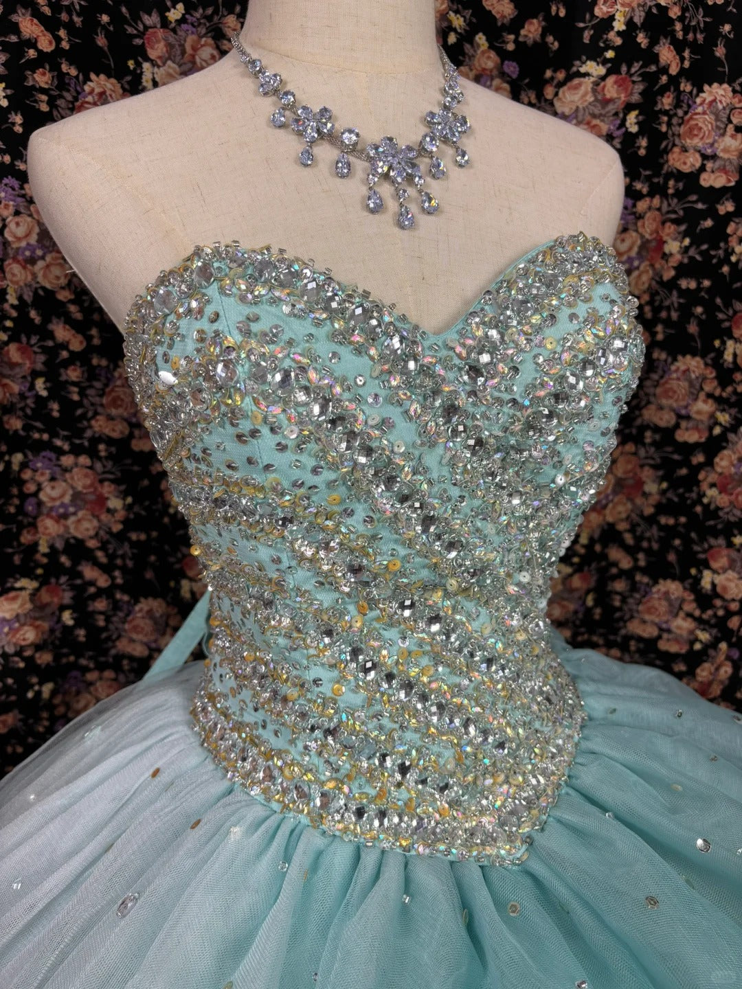 Retro Sweetheart Strapless Beading A-Line Tulle Quinceanera Dresses Evening Ball Gowns TP3790