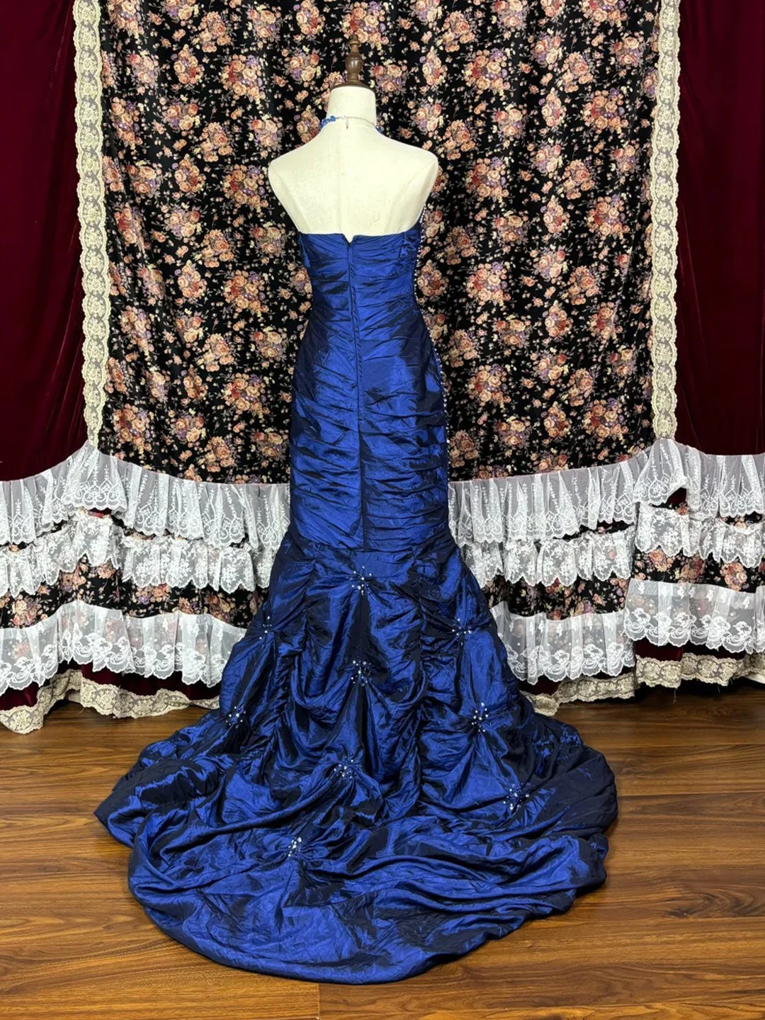 Stylish Blue Strapless Satin Beaded Mermaid Long Evening Dress Formal Birthday Prom Gowns SP1602