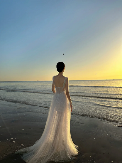 White sequined halter-neck fitted elegant long sexy ball gown R8052