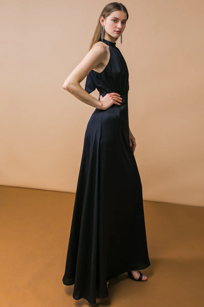 A-line hanging neck collar with exposed back lace up dress