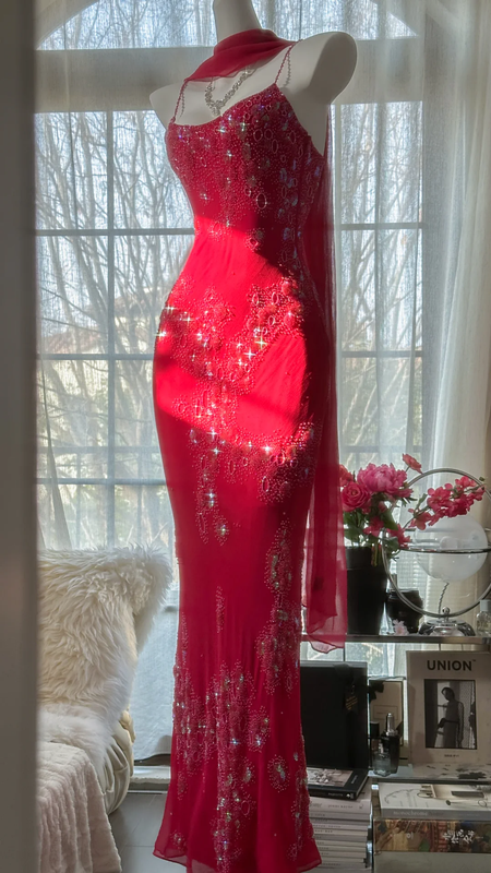 Pink halter-neck fitted long ball gown R7683