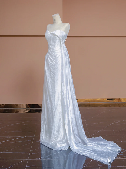 White strapless fitted long ball gown/bridal dress R8307